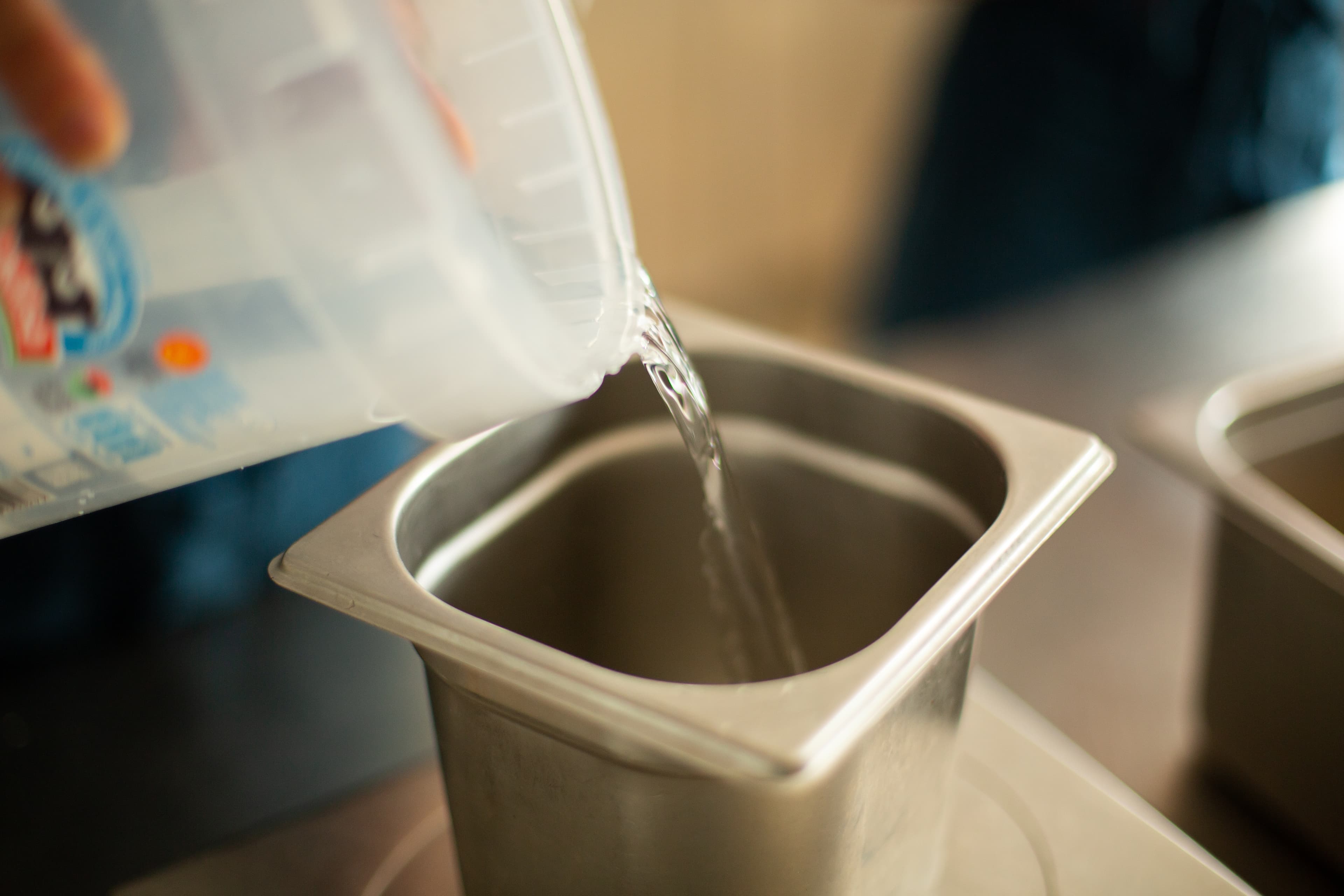 Atelier pizza EVJF EVG Lyon — enterrement vie de jeune fille garçon EAPPS